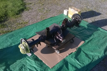 Landcruise rear axle after rust protection