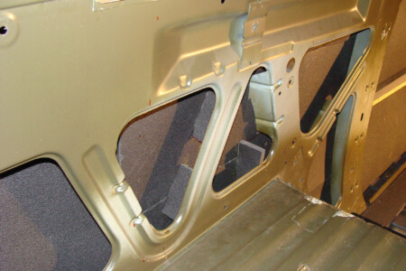 VW-Bus wall insulation