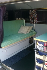 VW-Bus main entrance with second seat row